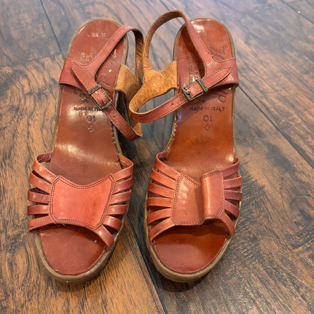 Vintage 70s FAMOLARE Hi-Up Wavy Sole Wedge Sandals Italy Sunset Leather Sz 8.5N